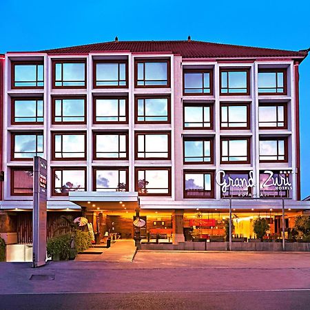 Grand Zuri Kuta Bali Hotel Exterior foto