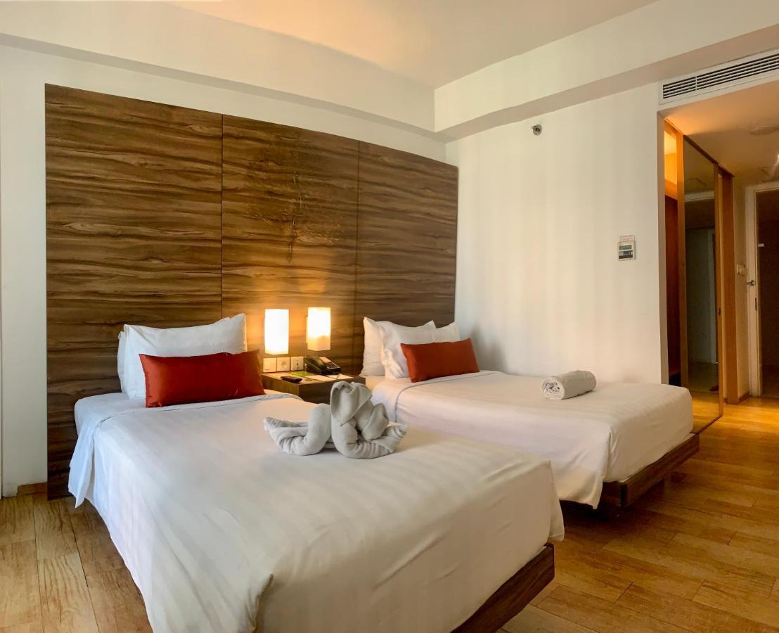 Grand Zuri Kuta Bali Hotel Exterior foto