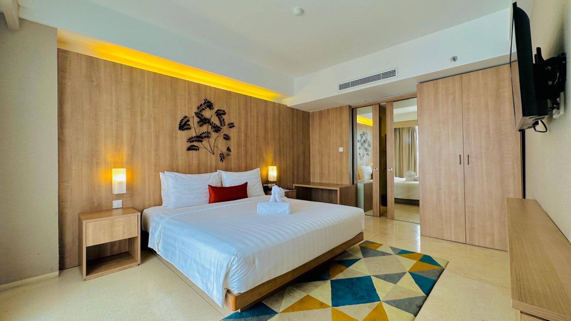 Grand Zuri Kuta Bali Hotel Exterior foto