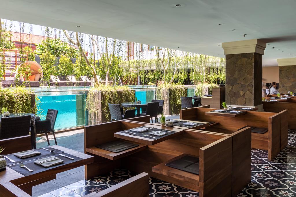 Grand Zuri Kuta Bali Hotel Exterior foto