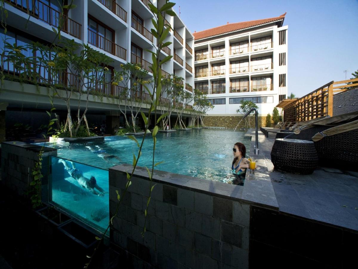 Grand Zuri Kuta Bali Hotel Exterior foto